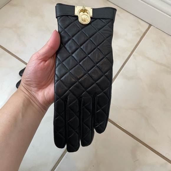 EUC Womens Michael Michael Kors 100 Percent  Genuine Leather Gloves Black​​​​​​ - Picture 3 of 8
